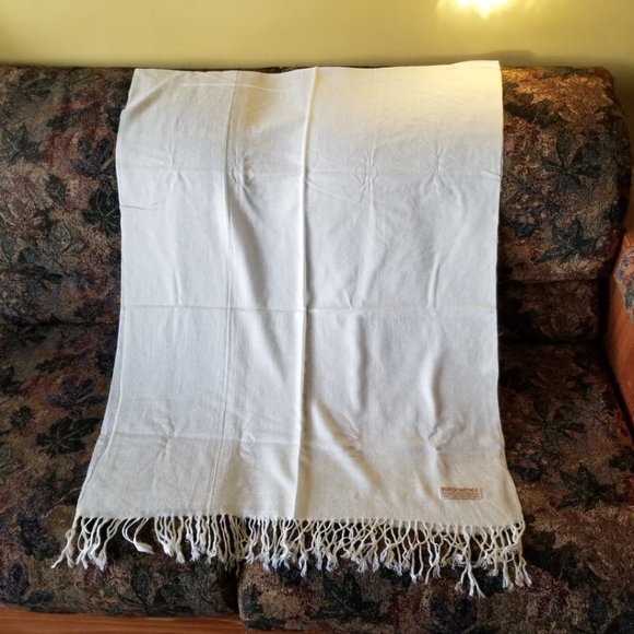 COPY - Cashmere = pashmina wool & silk winter scarf, pale cream, NWT, unisex - Picture 3 of 6
